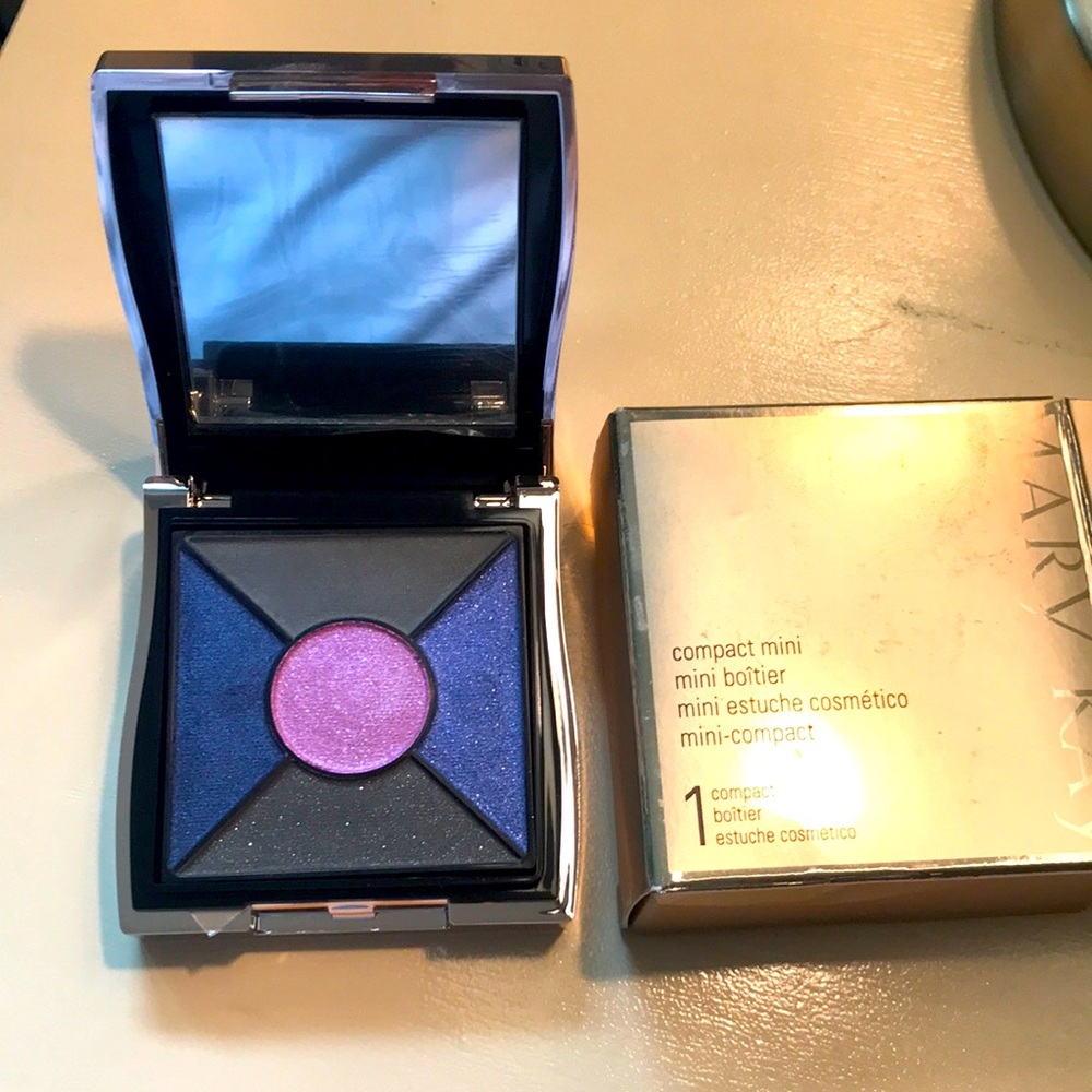 MaryKay eyeshadow compact